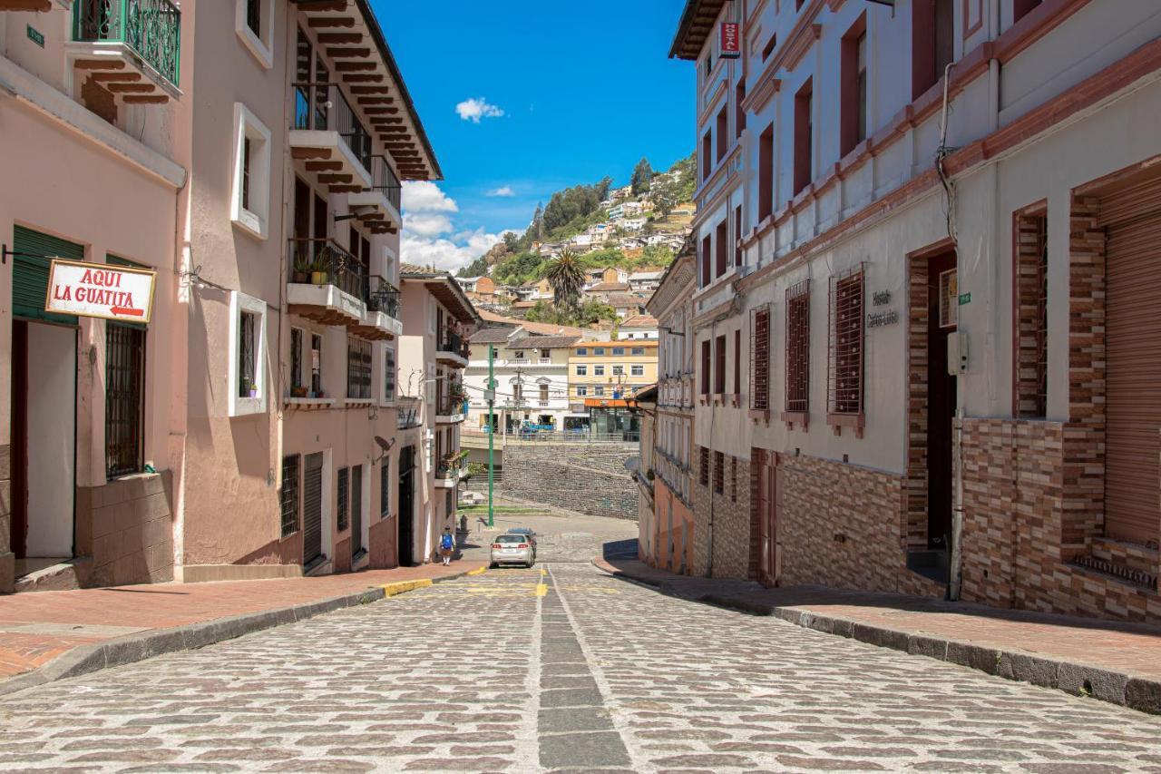Hostal Carlos Luis Quito Exterior photo