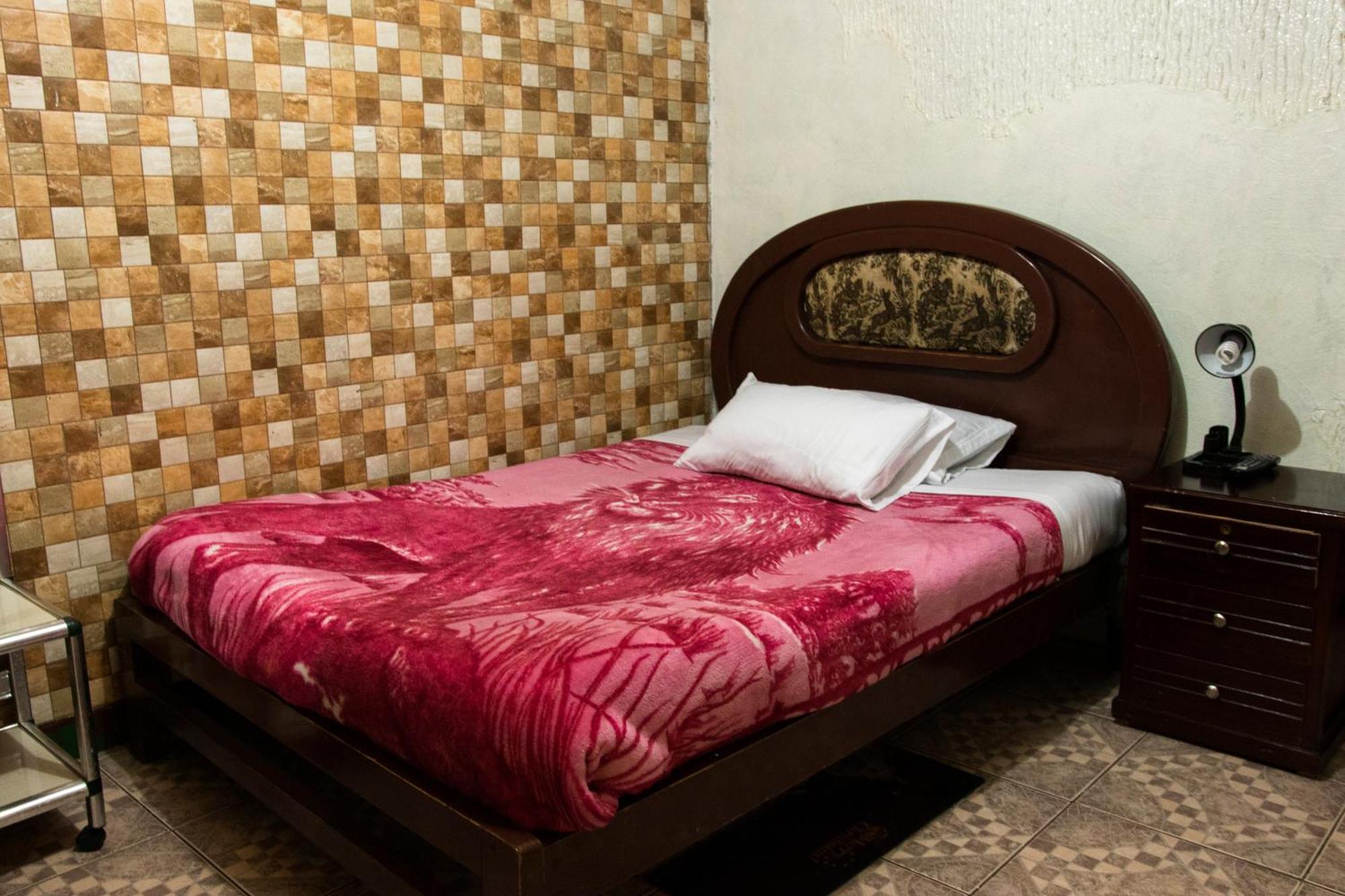Hostal Carlos Luis Quito Exterior photo