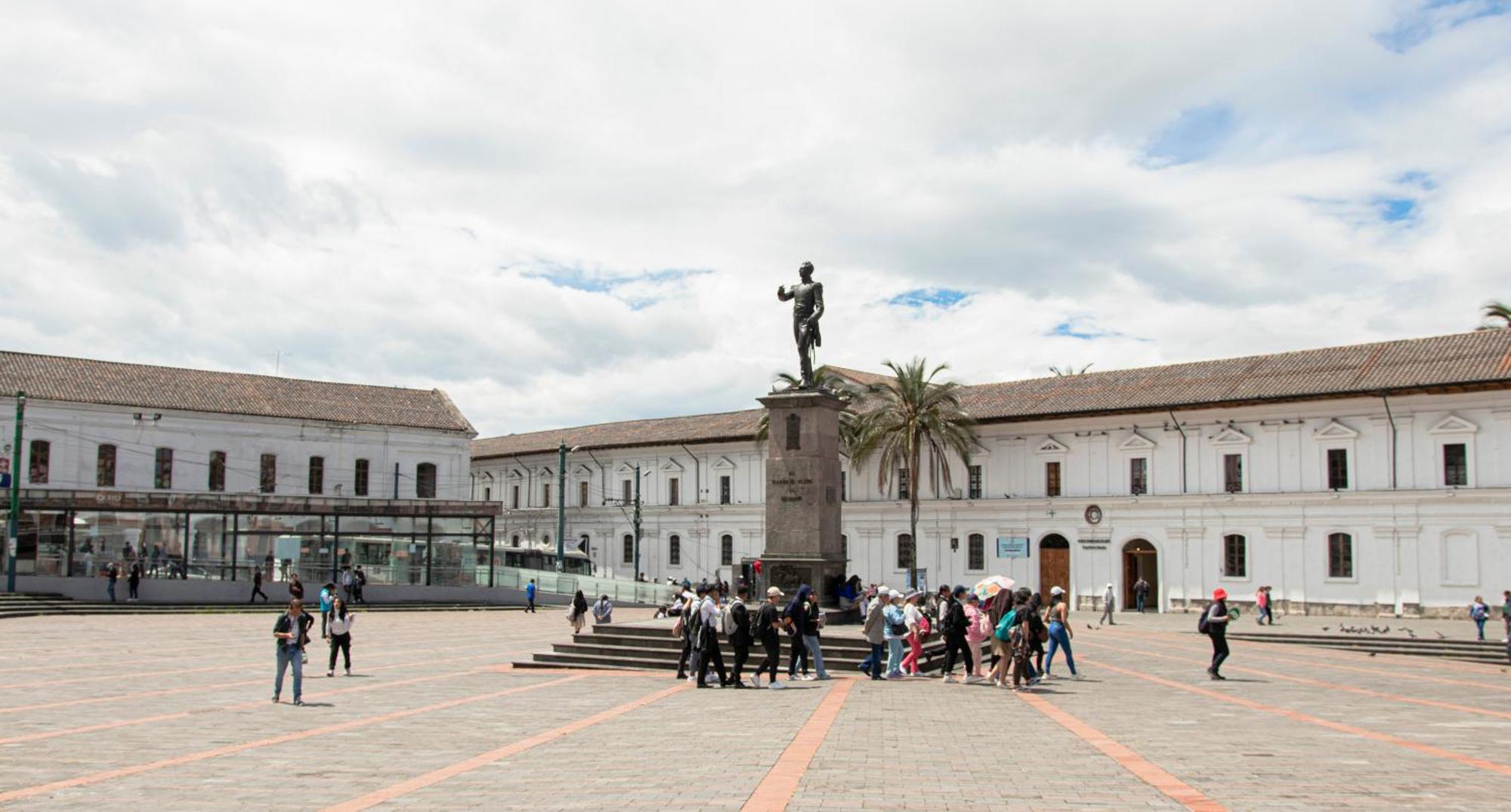 Hostal Carlos Luis Quito Exterior photo