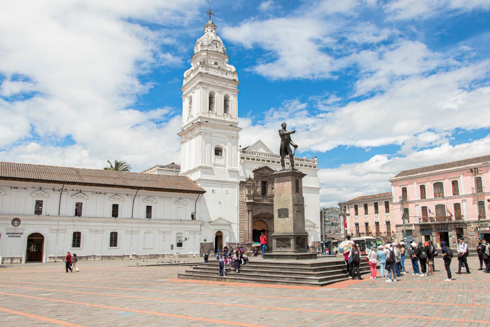 Hostal Carlos Luis Quito Exterior photo