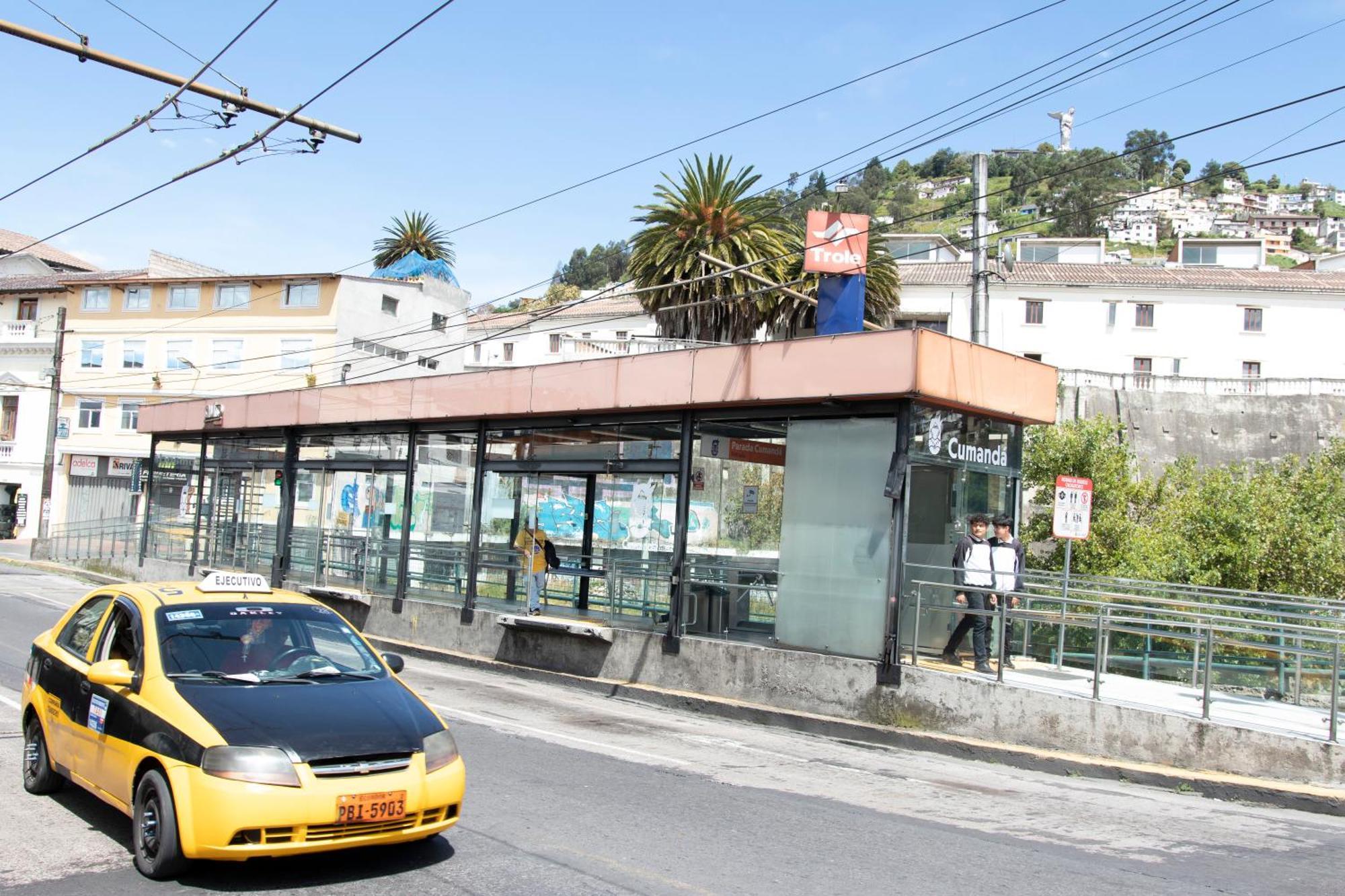 Hostal Carlos Luis Quito Exterior photo
