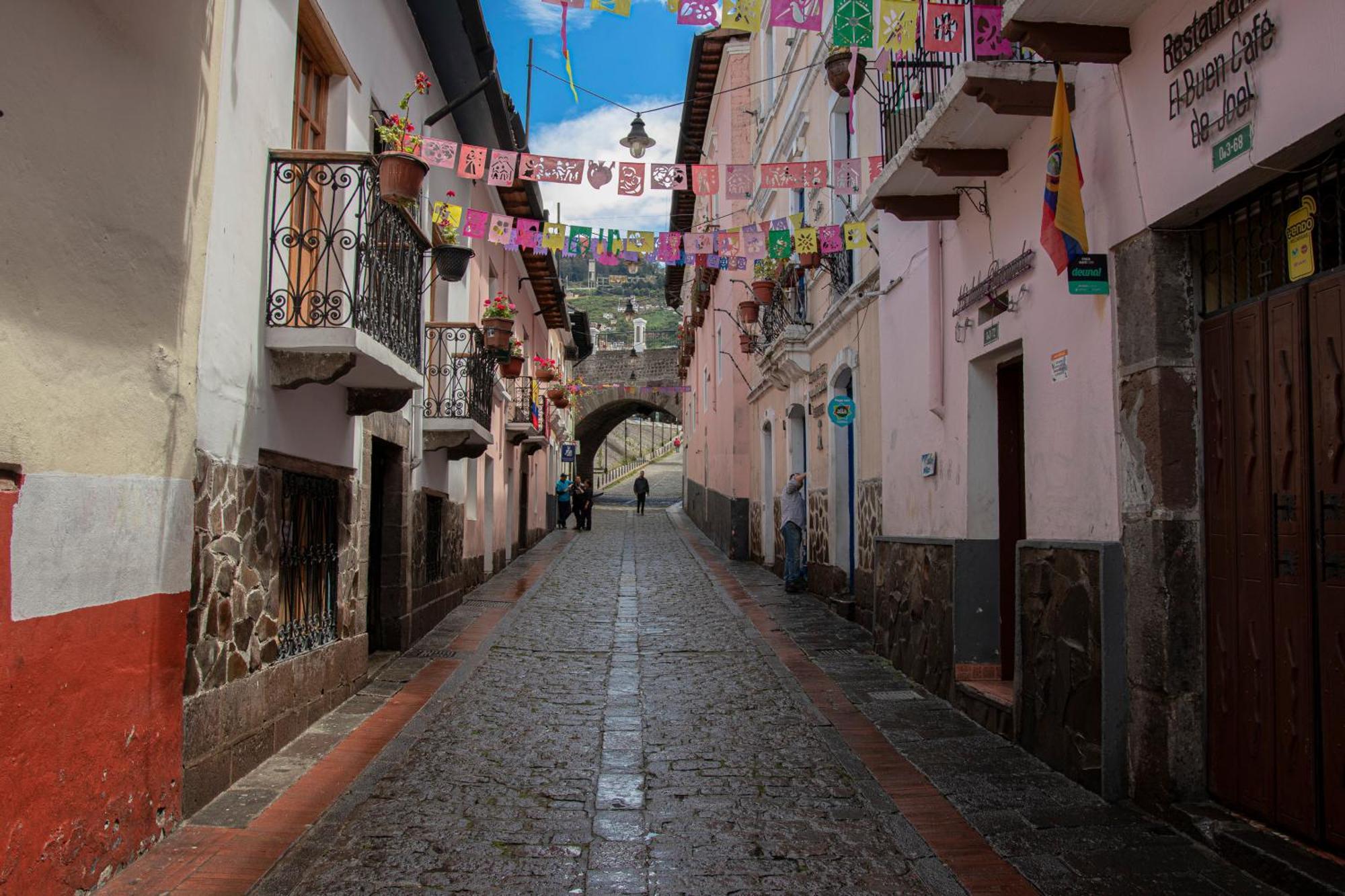 Hostal Carlos Luis Quito Exterior photo